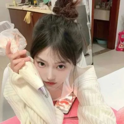 深居在内 封面